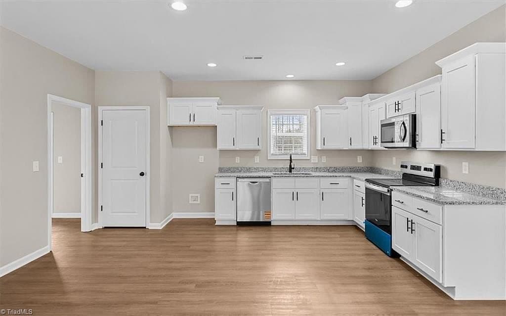 Kitchen wide angle